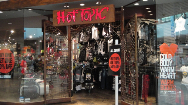 Hot-Topic-Black-Friday-Deals-Sales